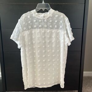 Elegant White Lace Women's Top